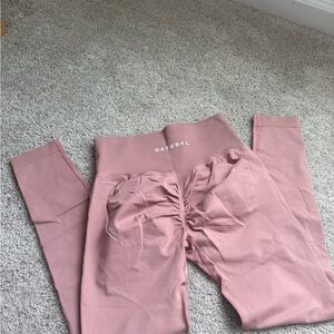 Kids' Mauve Seamless Scrunch Leggings